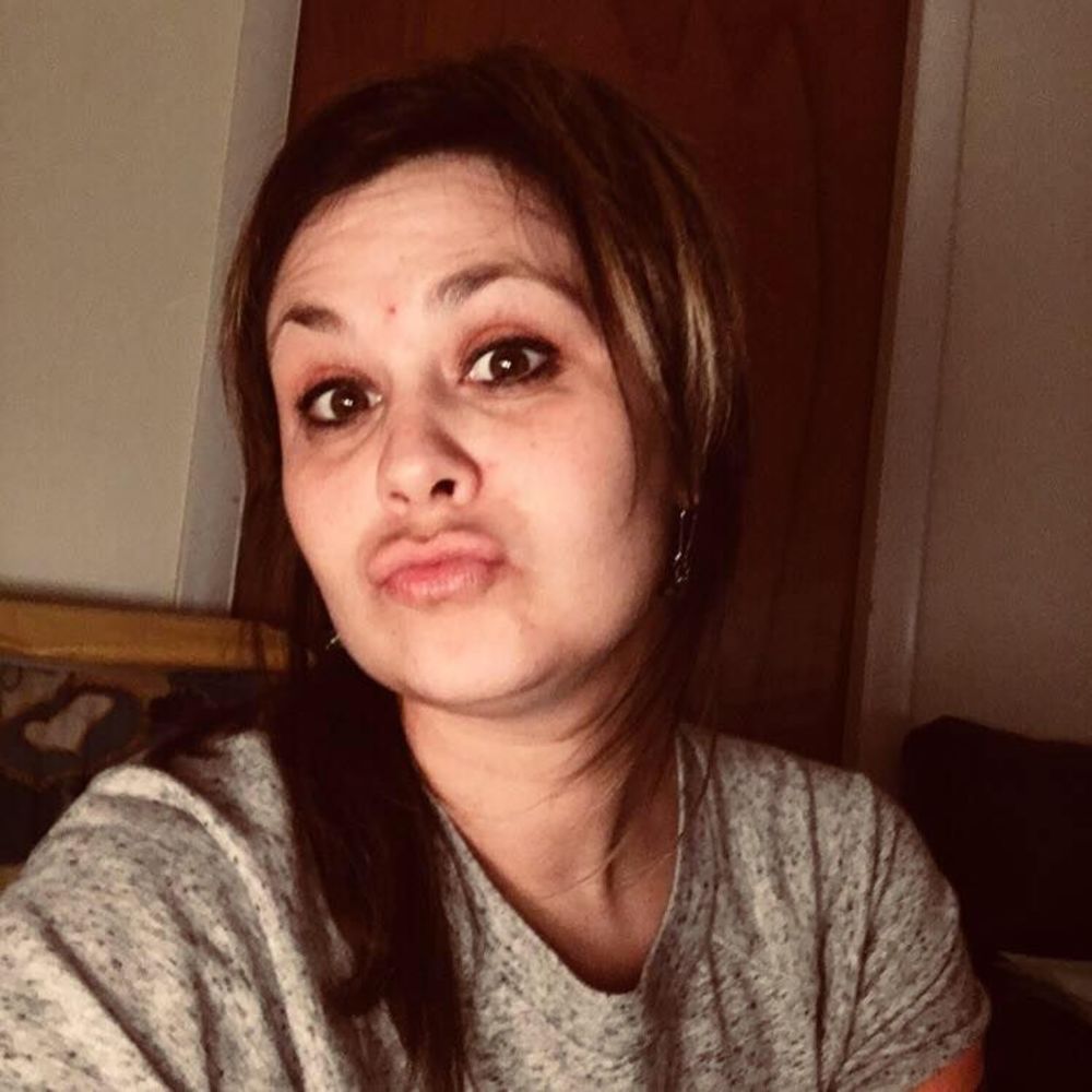 Meet your Posher, Debbie